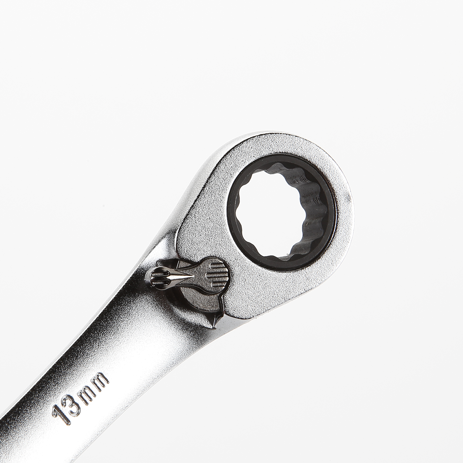 LLAVE COMBINADA CON CARRACA 19 MM